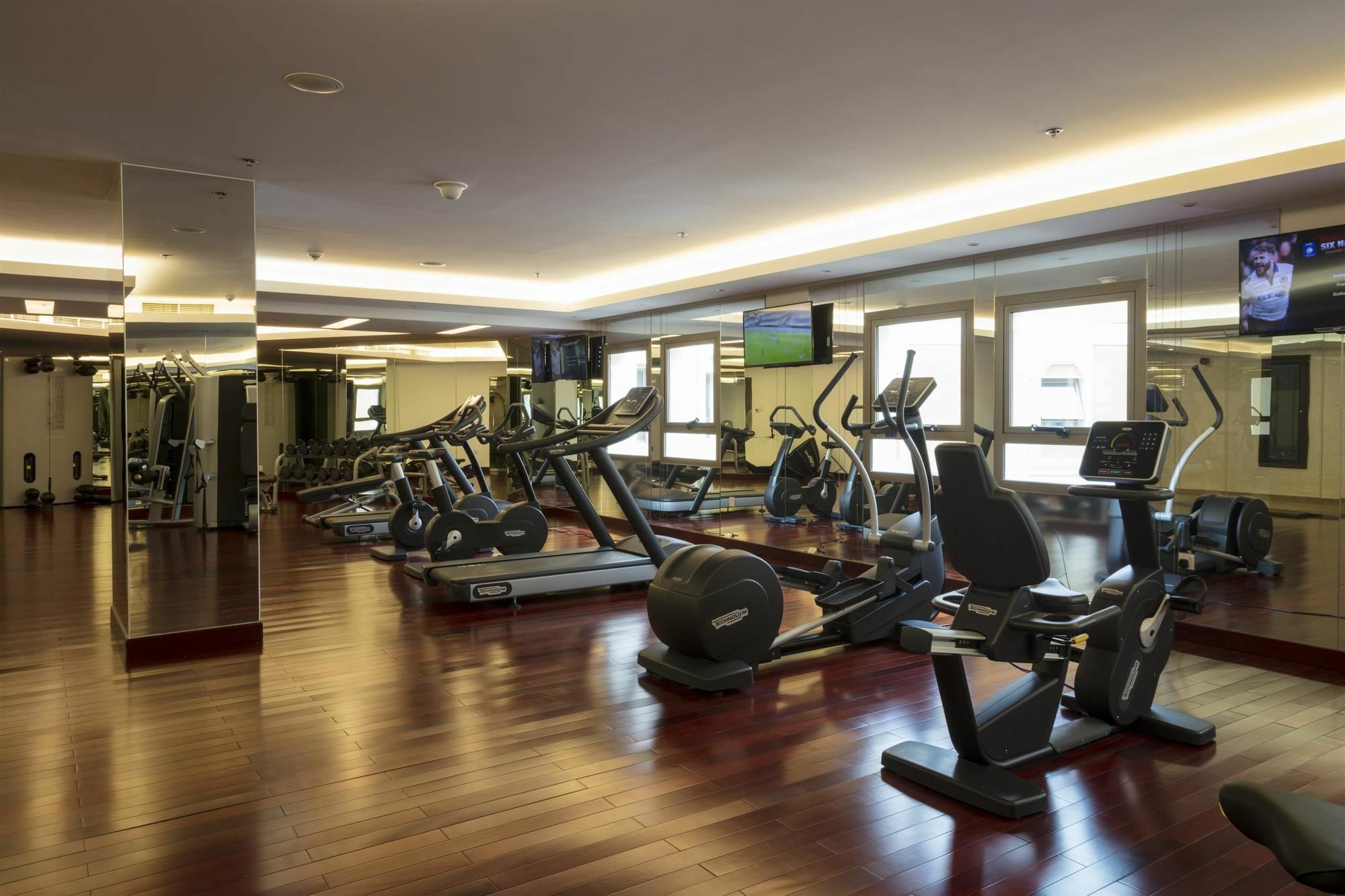 Coral Muscat Hotel And Apartments Екстер'єр фото
